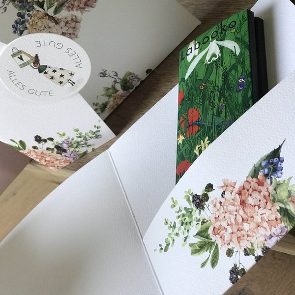 Pocketfold Designserie Sensual Flower Love mit rundem Anhänger und Kuvert